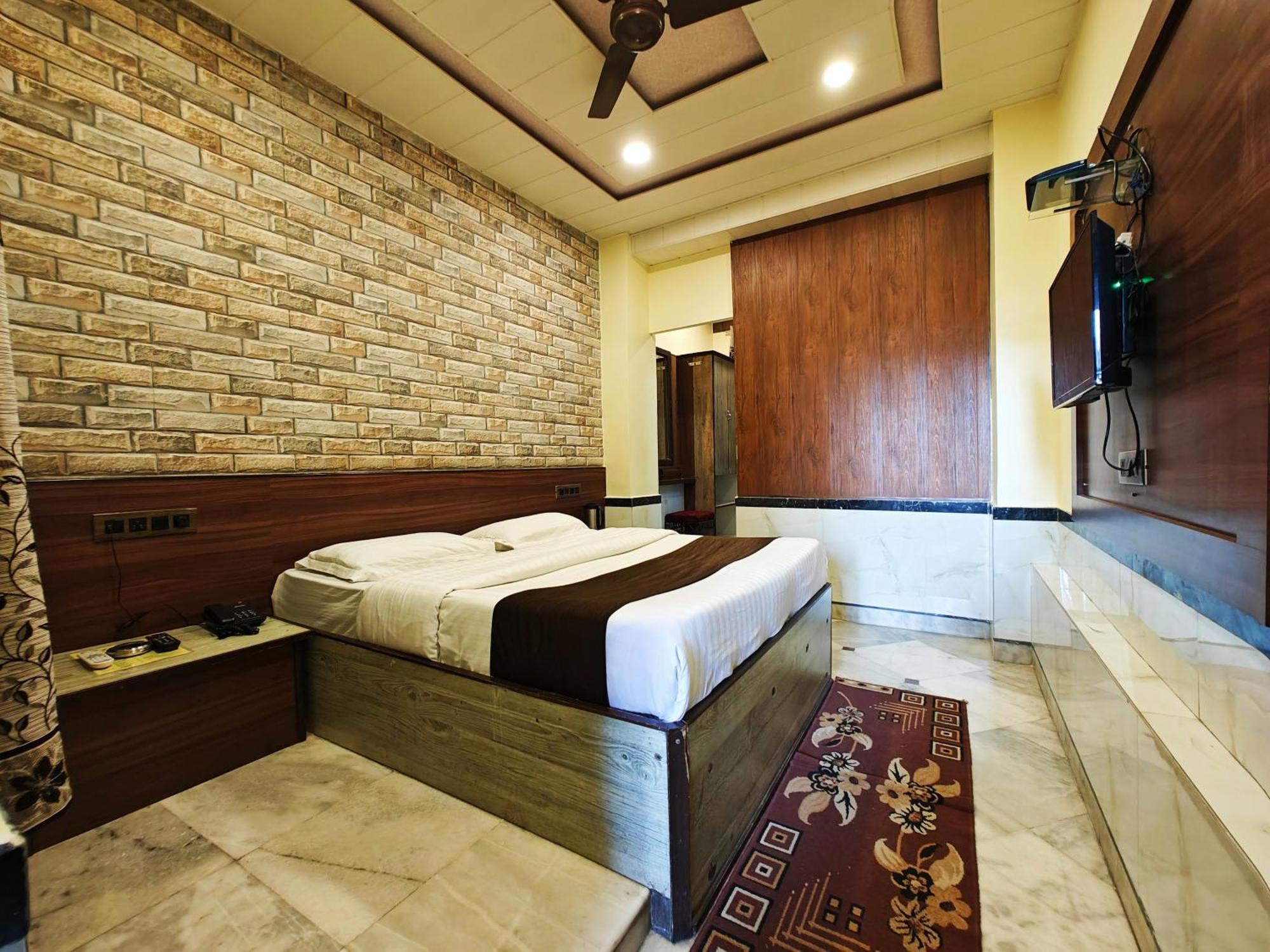 Hotel Saraswati Mount Abu Exterior foto